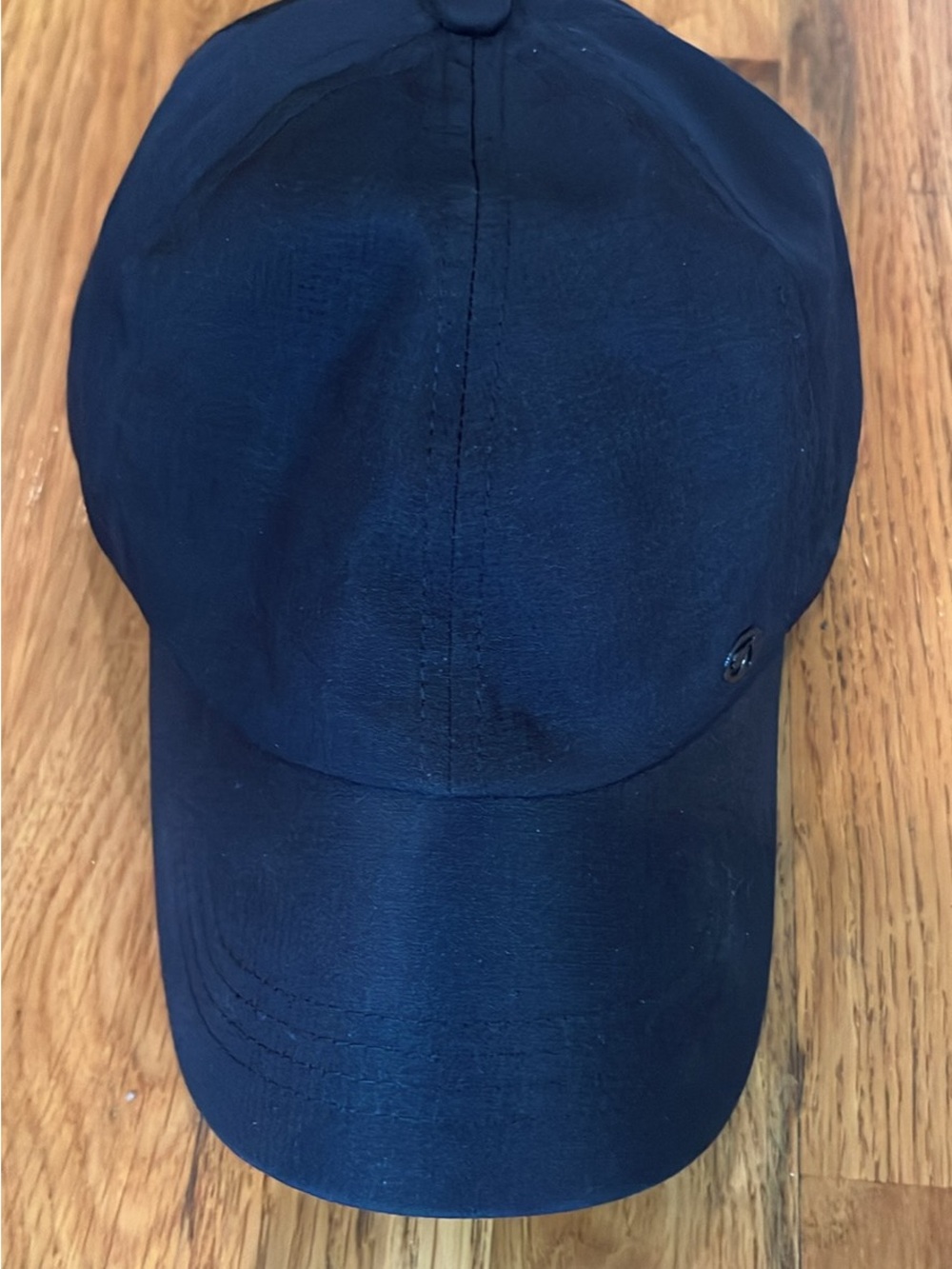 Woman’s GAP Black Baseball Cap - Classic Everyday Hat